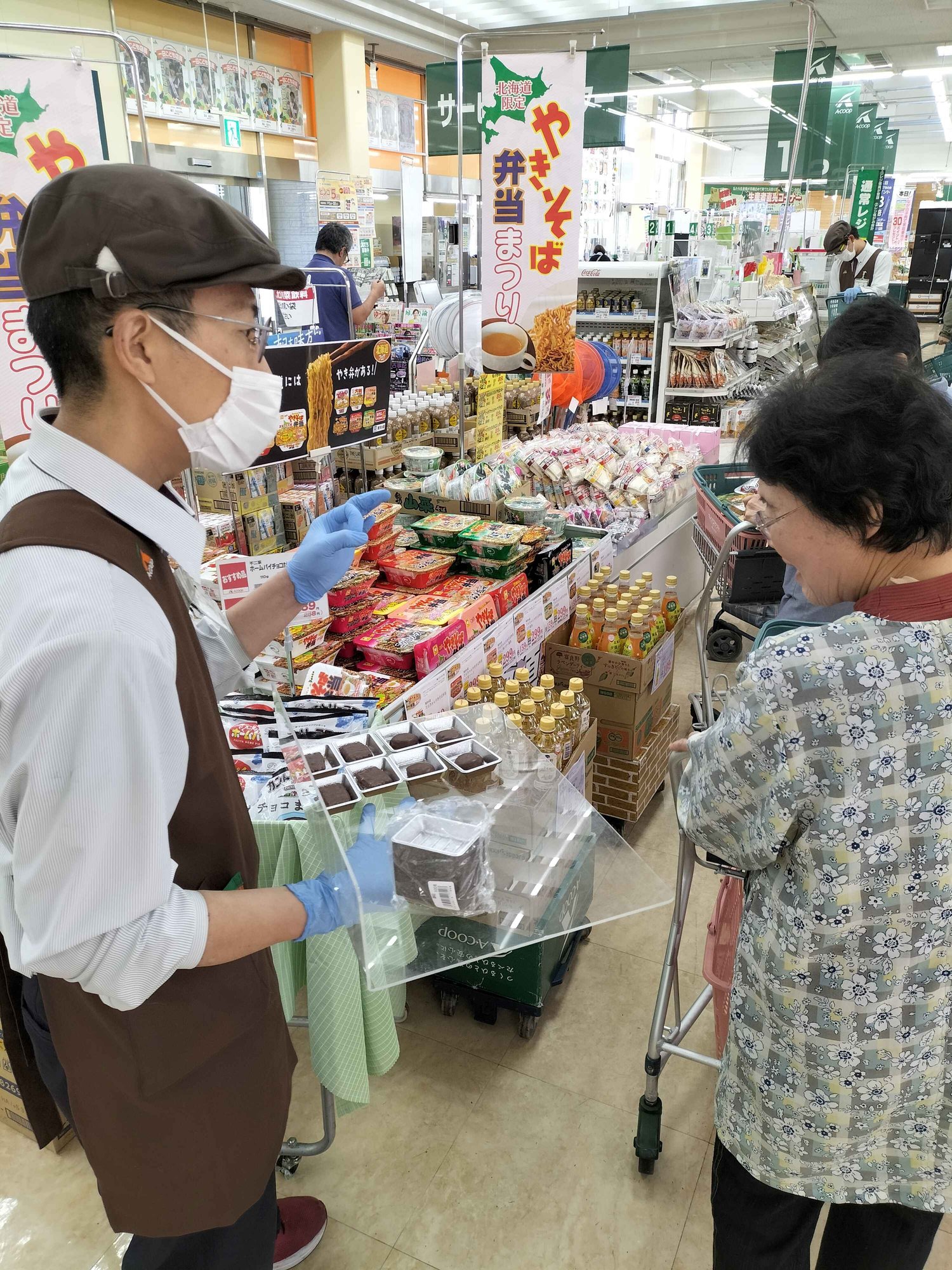 チョコ菓子試食_伊那中央-1