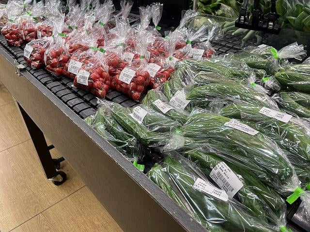 新鮮野菜が畑から売場へ直行！！